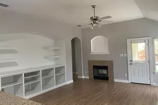 2021 Fairmount Park Dr, Denton, TX 76210 - Photo 2