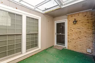 2706 Meadowstone Ct, Carrollton, TX 75006 - Photo 30