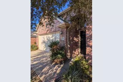 2636 Cumberland Trail, Balch Springs, TX 75181 - Photo 2