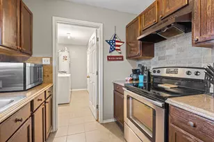 702 Aldridge St, Commerce, TX 75428 - Photo 4