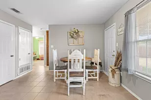 702 Aldridge St, Commerce, TX 75428 - Photo 6