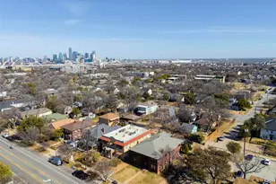 702 N Bishop Ave, Dallas, TX 75208 - Photo 28