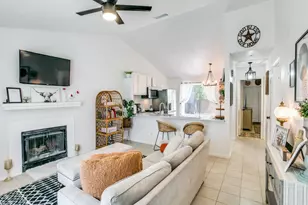 4612 Waterway Dr N, Fort Worth, TX 76137 - Photo 2