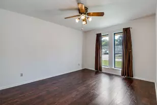 1701 Midcrest Dr, Plano, TX 75075 - Photo 10