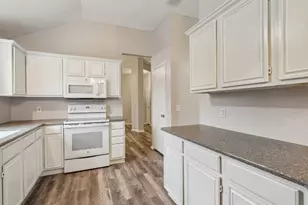 1105 Dove Dr, Garland, TX 75040 - Photo 8