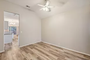 1105 Dove Dr, Garland, TX 75040 - Photo 4