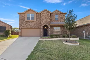 9205 Nickel Creek Dr, Fort Worth, TX 76131 - Photo 1