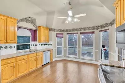 1519 Hampton Drive, Mansfield, TX 76063 - Photo 8