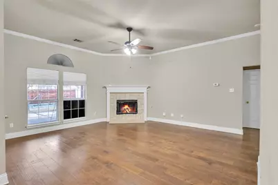 1519 Hampton Drive, Mansfield, TX 76063 - Photo 4