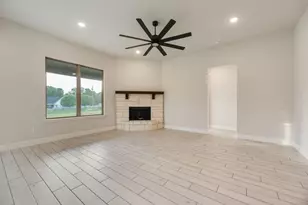 2430 Cross Timbers Dr, Lowry Crossing, TX 75069 - Photo 18