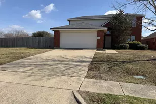 6505 Rienzi Dr, Greenville, TX 75402 - Photo 2