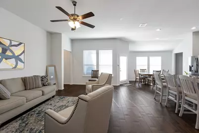 1333 Winding Hollow Drive, Grand Prairie, TX 75052 - Photo 4