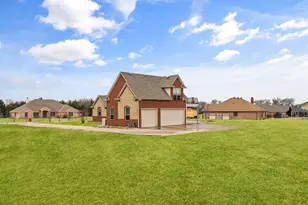 341 Pecan Ct, Nevada, TX 75173 - Photo 8