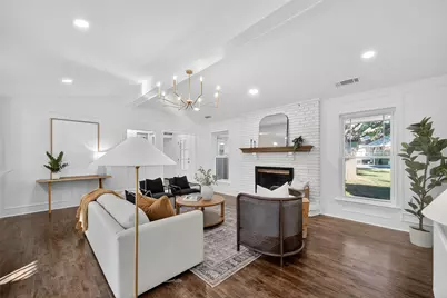 8611 Capri Drive, Dallas, TX 75238 - Photo 6