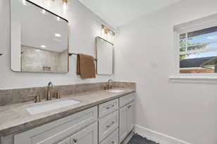 8611 Capri Dr, Dallas, TX 75238 - Photo 20