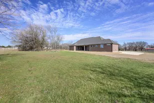 2390 Co Rd 1112, Farmersville, TX 75442 - Photo 8