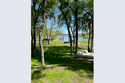 2331 Live Oak Circle, Granbury, TX 76048 - Photo 18