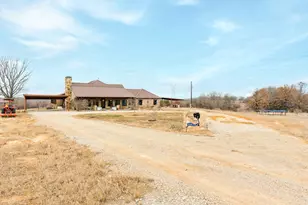 1460 Co Rd 3591, Paradise, TX 76073 - Photo 1