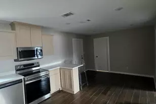 4017 Pickett St, Greenville, TX 75401 - Photo 6