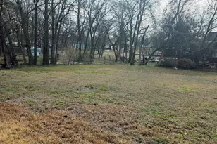 4017 Pickett St, Greenville, TX 75401 - Photo 10