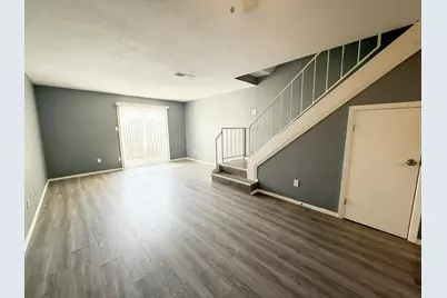 9510 Olde Towne Row, Dallas, TX 75227 - Photo 4