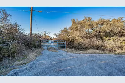 2220 Walter Smith Court, Azle, TX 76020 - Photo 14