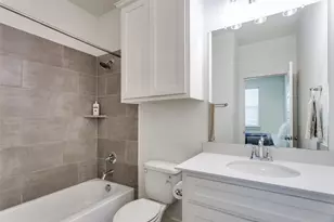 2812 Addison Park Ln, Fort Worth, TX 76110 - Photo 16