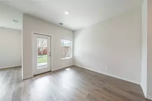 13156 Dawson, Providence Village, TX 76227 - Photo 16