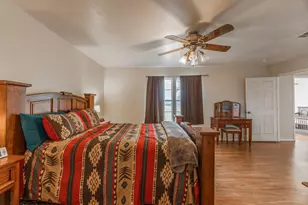 9517 County Rd 419, Grandview, TX 76050 - Photo 22