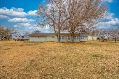 9517 County Road 419, Grandview, TX 76050 - Photo 18