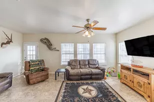 9517 County Rd 419, Grandview, TX 76050 - Photo 32