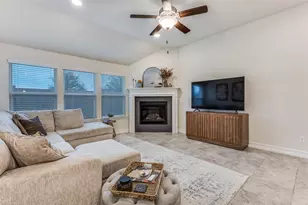 413 Yellowstone Dr, Celina, TX 75009 - Photo 6