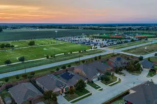 413 Yellowstone Dr, Celina, TX 75009 - Photo 30