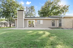 2011 Lavon Creek Ln, Arlington, TX 76006 - Photo 32