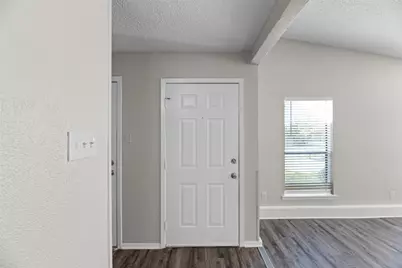 2011 Lavon Creek Lane, Arlington, TX 76006 - Photo 4