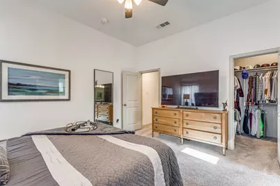 5106 Springlake Parkway, Haltom City, TX 76117 - Photo 16