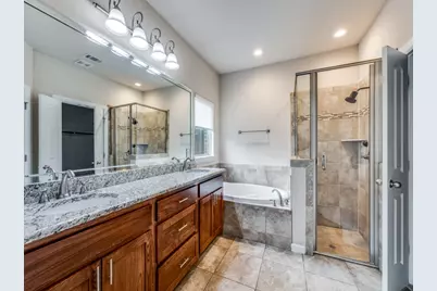 2209 Highland Villa Lane, Arlington, TX 76012 - Photo 10