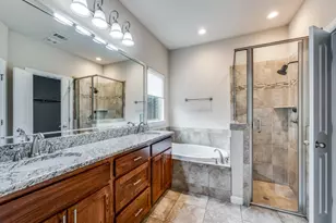 2209 Highland Villa Ln, Arlington, TX 76012 - Photo 10