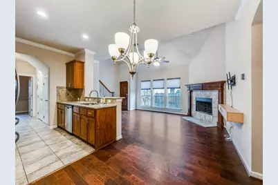 2209 Highland Villa Lane, Arlington, TX 76012 - Photo 2