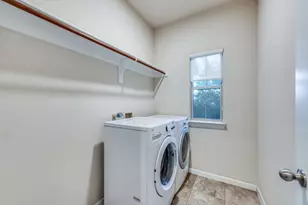 2209 Highland Villa Ln, Arlington, TX 76012 - Photo 12