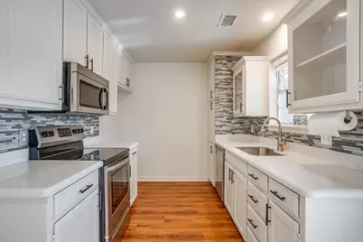 1312 Bradley Court, Cleburne, TX 76033 - Photo 6