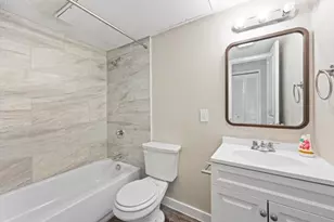 802 Las Palmas Dr, Grand Prairie, TX 75052 - Photo 18