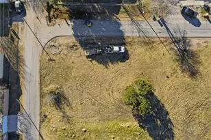 3737 Kolloch Dr, Dallas, TX 75216 - Photo 1