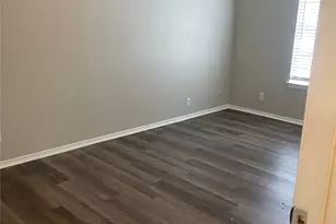 2211 S Vernon Ave, Dallas, TX 75224 - Photo 12