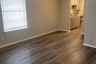 2211 S Vernon Ave, Dallas, TX 75224 - Photo 6