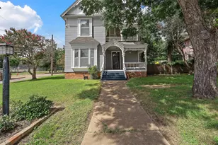 702 N 15th St, Waco, TX 76707 - Photo 2