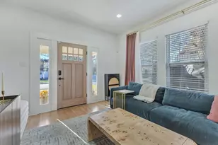 302 S Saint Mary Ave, Dallas, TX 75214 - Photo 6