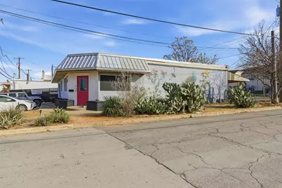738 W Davis Street, Dallas, TX 75208 - Photo 2
