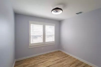 312 Elm Street, Hurst, TX 76053 - Photo 10