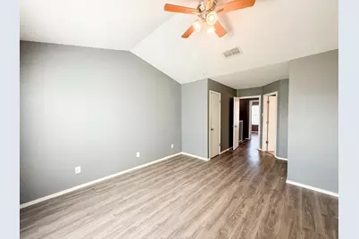 9510 Olde Towne Row, Dallas, TX 75227 - Photo 16